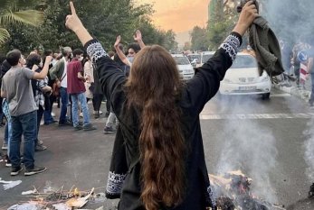İranın hökumət mollası qadınları təhqir etdi - VİDEO