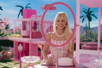 "Barbie" filmi yarım milyon dollar qazandı