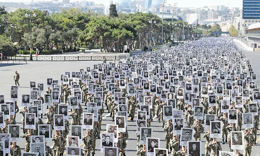 Tələbə adını qazanan ŞƏHİD ÖVLADLARI