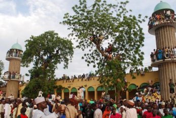 Nigeriyada məscid çökdü: 10 nəfər öldü