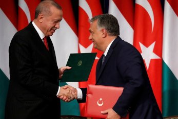 Macarıstan Türkiyə ilə müqavilə imzaladı - VİDEO