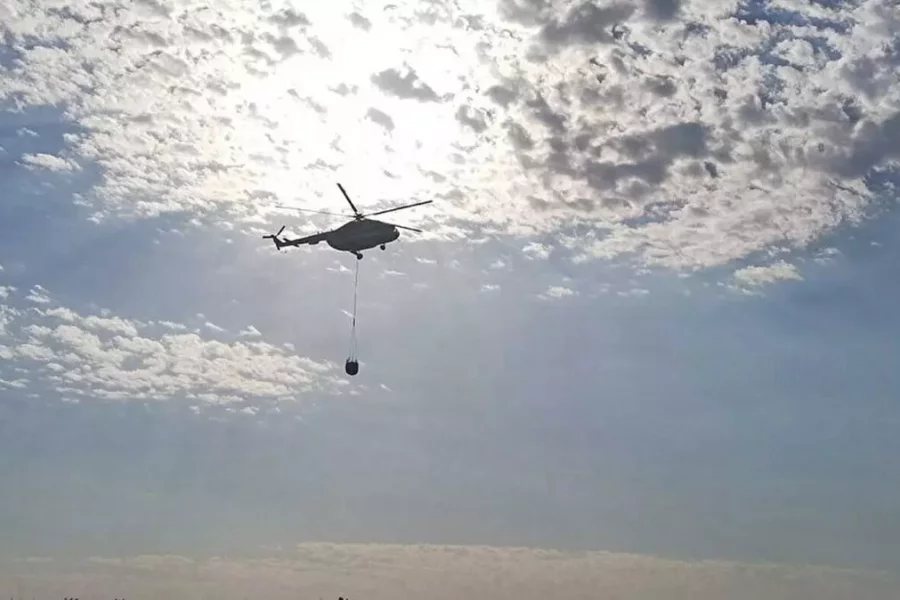 İstanbulda güclü yanğın xəbərdarlığı: Helikopterlər müdaxilə edir