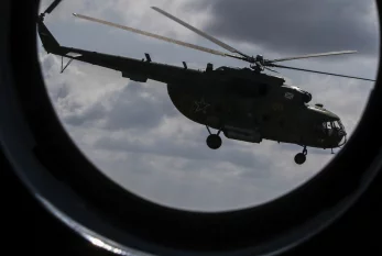 Ukraynaya məxsus helikopter VURULDU