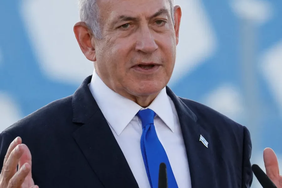 Ölkəsi bombalanan olan Netanyahunun oğlu TƏTİLDƏ - FOTO