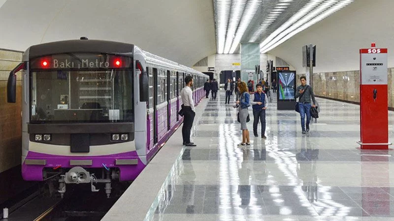 Bir ayda18 milyondan çox şəxs METRODAN İSTİFADƏ EDİB