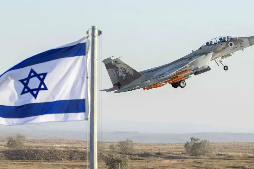 İsrail BOMBALADI: bu aeroportlar fəaliyyətlərini DAYANDIRDI
