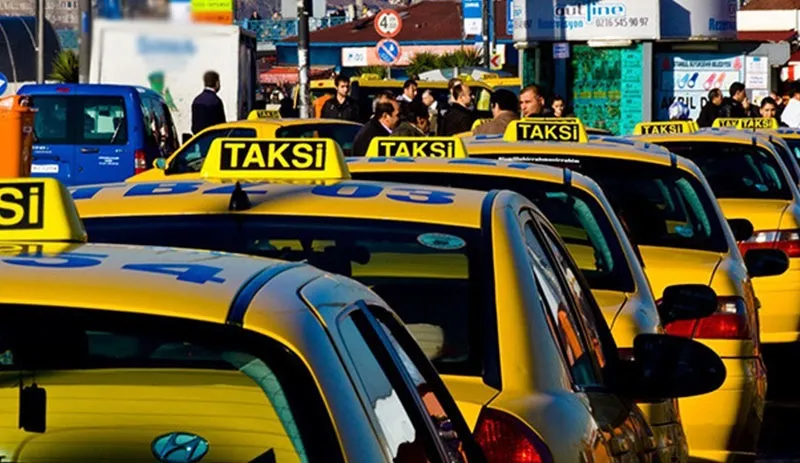Rusiyada taksi qiymətləri ilə bağlı VACİB XƏBƏR - Nazirlik AÇIQLADI