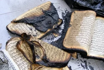 Quran kitabını yandıran şəxsə AĞIR CƏZA