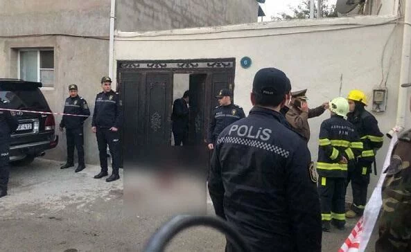 Coratdakı silahlı basqında yaralananlardan daha biri öldü 