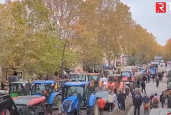 Fransada fermerlərin artan vergilərə etiraz aksiyası - VİDEO