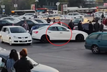 "Toyota Prius""Maserati" ilə toqquşdu - VİDEO