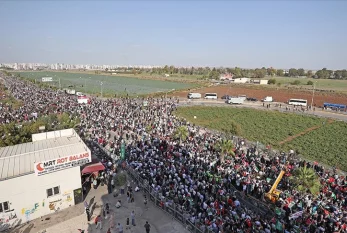 Etirazçılar "İncirlik" hərbi bazasına hücum - ETDİ