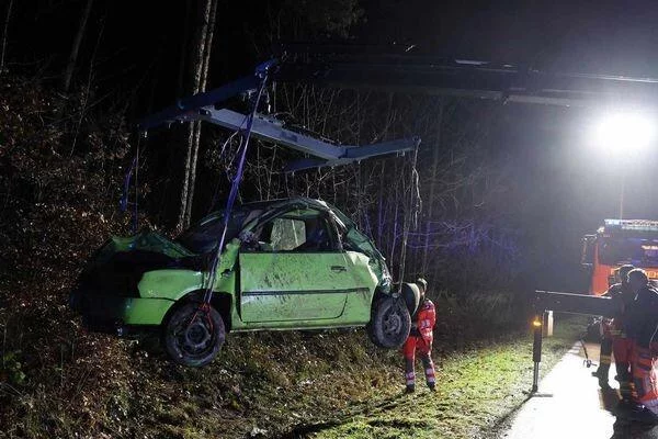 Azərbaycanlılar Almaniyada ağır qəzaya düşdü: ÖLƏN VAR