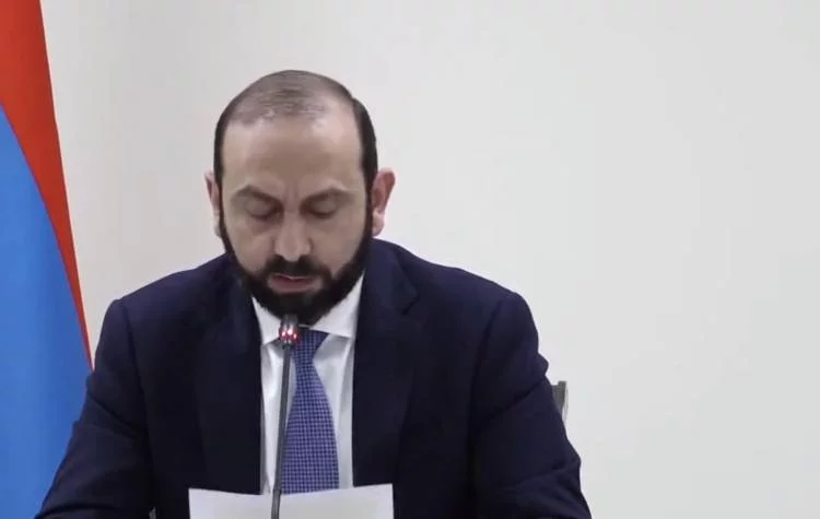 "Demarkasiya komissiyalarının yeni iclası ilə bağlı razılıq əldə olunub" -  Mirzoyan