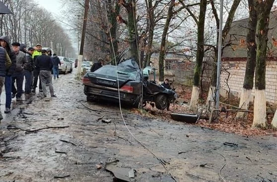 İş adamı yol qəzasında öldü - FOTO