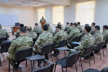 Azərbaycan Ordusunda komandir heyəti ilə toplanış keçirilir - FOTO 