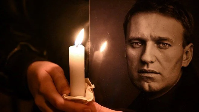 Navalninin cəsədi üçün cənazə maşını tapılmır 