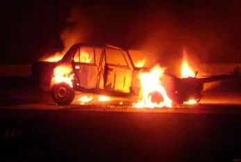 Goranboyda minik avtomobili yandı 