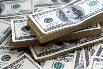 Dollara tələbat artdı: Devalvasiya olacaq?