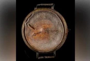 Xirosimanın bombalanması zamanı əriyən saat bu qiymətə satıldı 