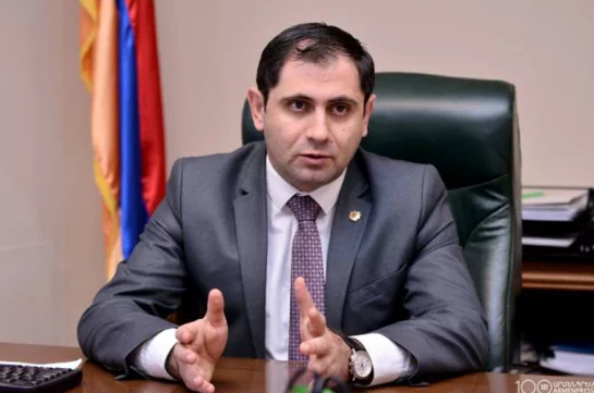 Papikyan Tehrana getdi 