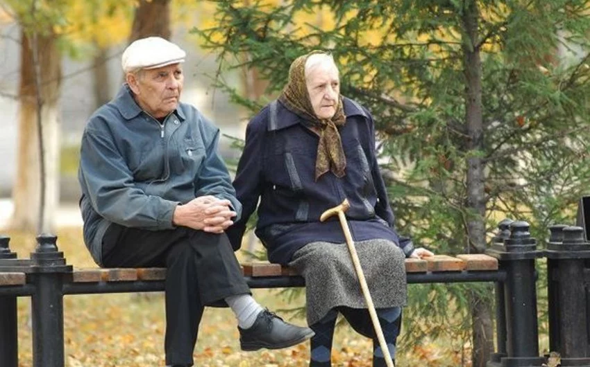 Azərbaycanda pensiya yaşı azaldılır? 