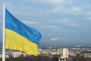 Ukrayna nazirliklərin sayı azaldır 