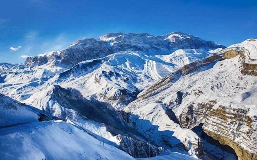 Qar örtüyünün hündürlüyü 20 sm olub - Faktiki hava