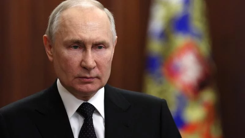 NƏHAYƏT: Putin prezidentlik şəhadətnaməsini aldı 