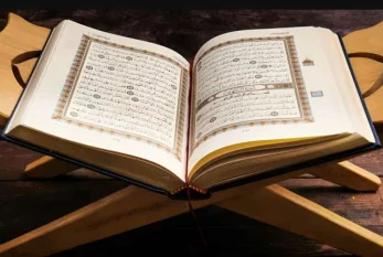 Bakıda yarım milyona Quran satılır - FOTO