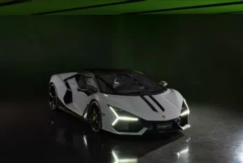 Lamborghini eksklüziv superkar təqdim etdi 