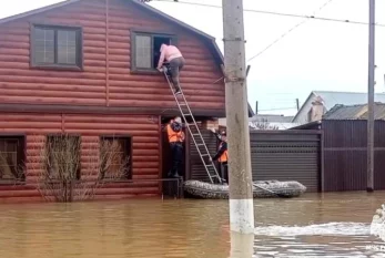 Rusiyada 10 mindən çox evi su basdı 
