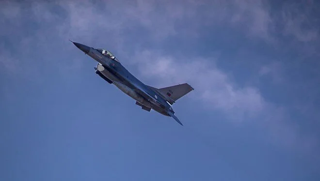 Ukraynaya ilk F-16-lar bu tarixdə yollanacaq 