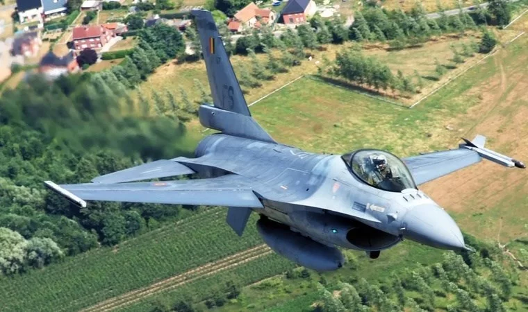 Belçika Ukraynaya 30 ədəd F-16 göndərir 
