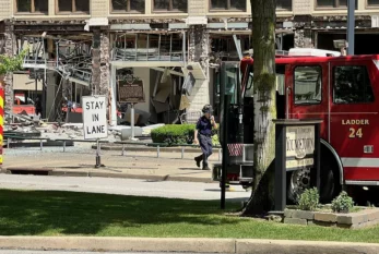 Bank binasında güclü partlayış: Dağıntılar altında insanlar var - FOTO