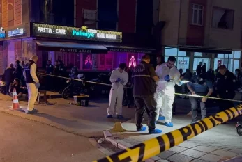 Kafedə silahlı dava: Ölən və yaralananlar var