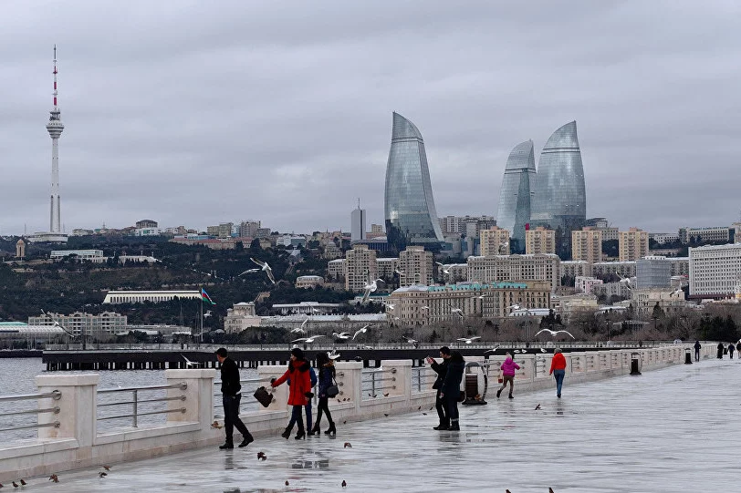 Bakıda yağış, bölgələrdə 35 dərəcə isti... - Günün havası