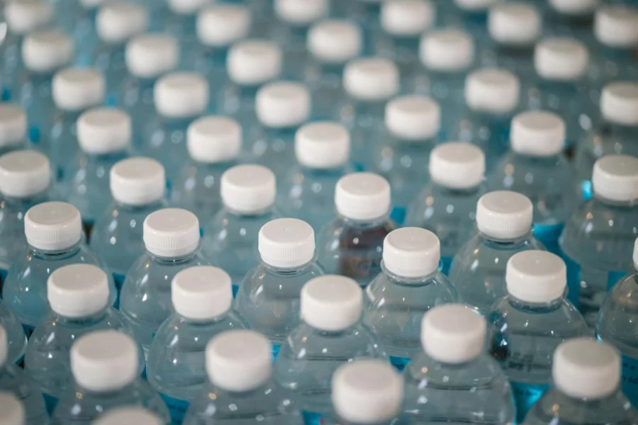 Plastik şüşələrdən su içmək diabet riskini artırır - ARAŞDIRMA