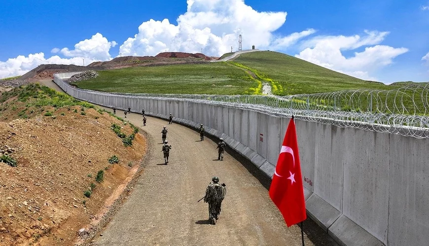 Türkiyə İranla sərhədində 173 kilometrlik divar hördü 