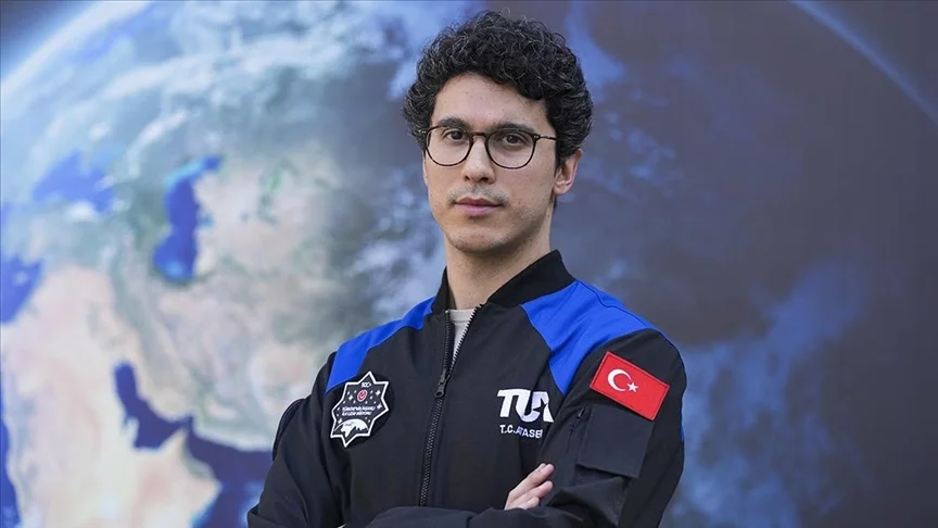 Azərbaycanlı astronavt: “Prezidentin verdiyi bayrağı kosmosa aparacam” 