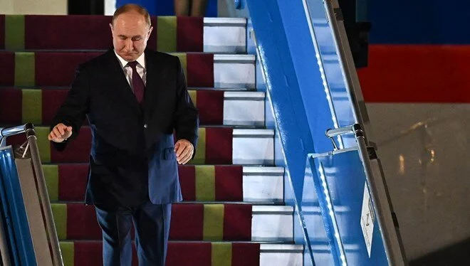 Putin Vyetnamdadır 