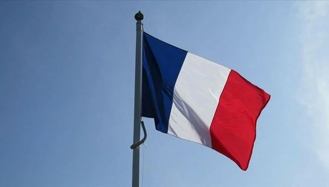 Fransada ifrat sağçılara qarşı ittifaq 