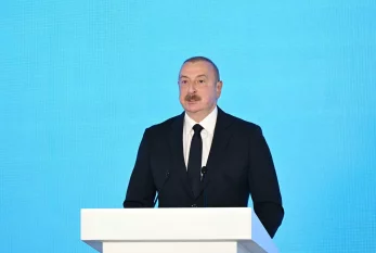 İlham Əliyev Bakıda sərgilərin açılışında çıxış etdi 