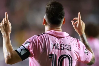 Lionel Messi Əliyə çatıb – VİDEO