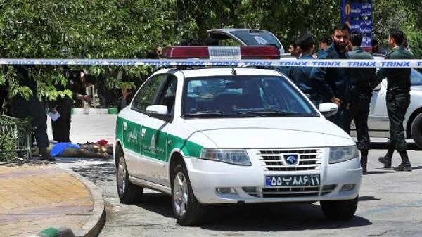 İranda polis bəluc ailəsini güllələdi: 5 nəfər öldü