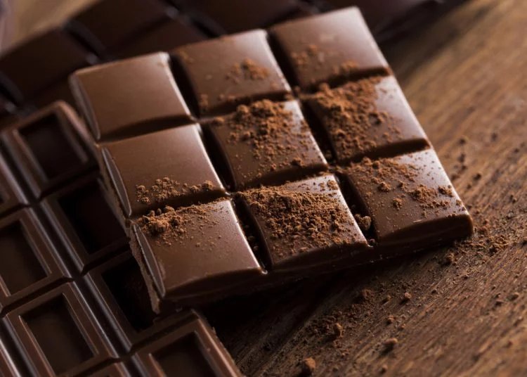 Şokolad yemək miqrenə səbəb olur? – Açıqlama