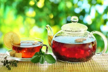 Yaşıl çayla qara çayın fərqi 