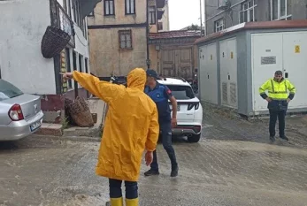 Güclü yağış: Evləri və iş yerlərini su basdı