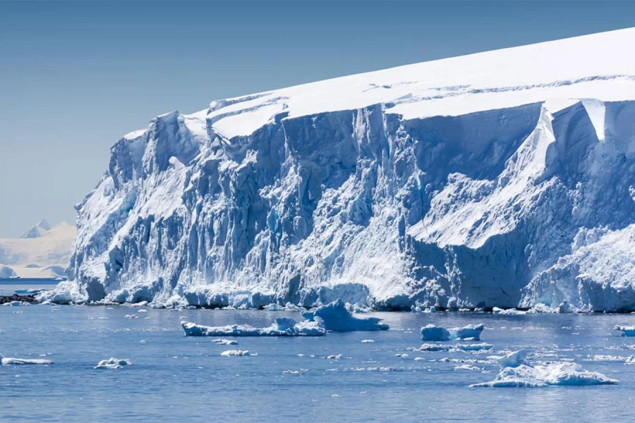 Qlobal iqlim kəskin DƏYİŞDİ - Dünyanın ən böyük buzlağı əriyir
