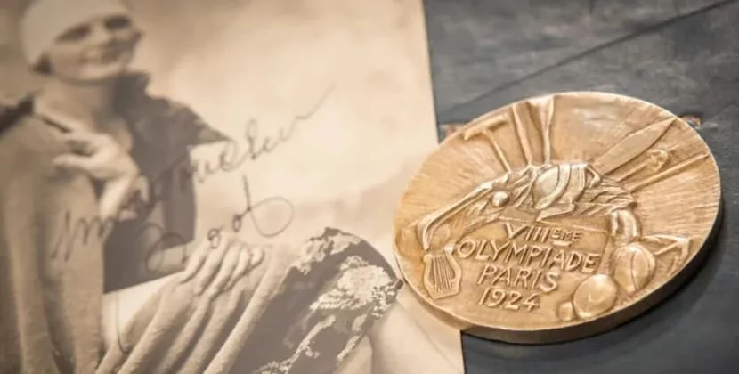 Lazımsız əşyalar arasında nənəsinin çox bahalı Olimpiya medalını tapdı